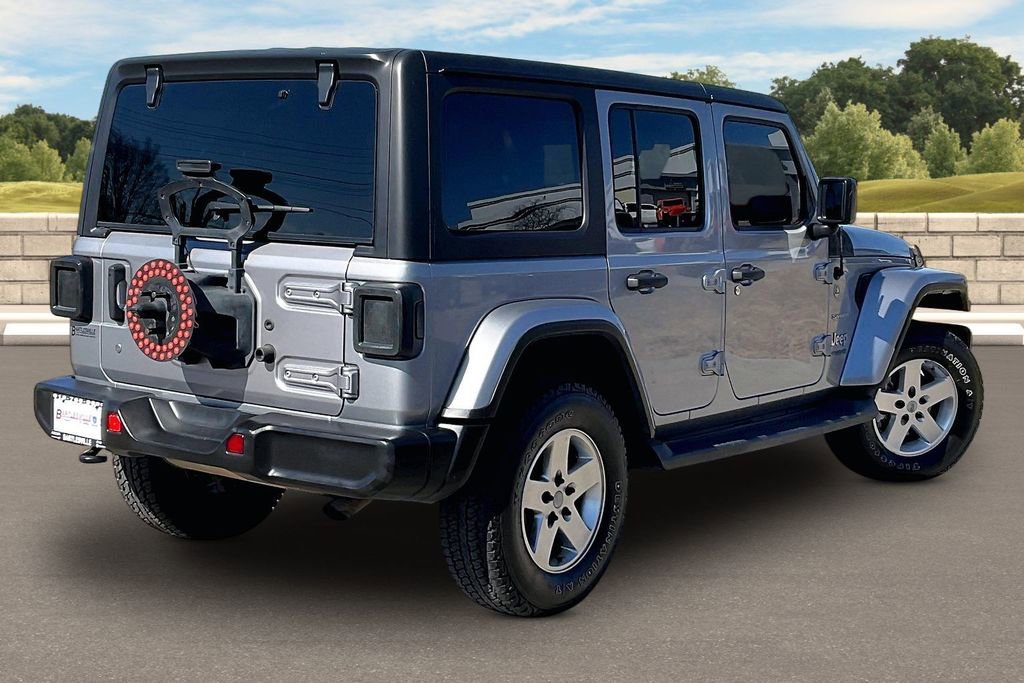 Used 2020 Jeep Wrangler Unlimited Sahara image 12
