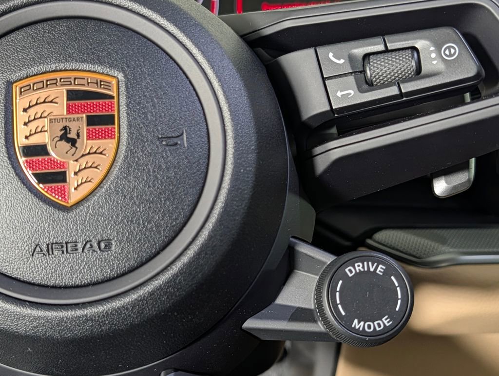 New 2026 Porsche Cayenne image 39