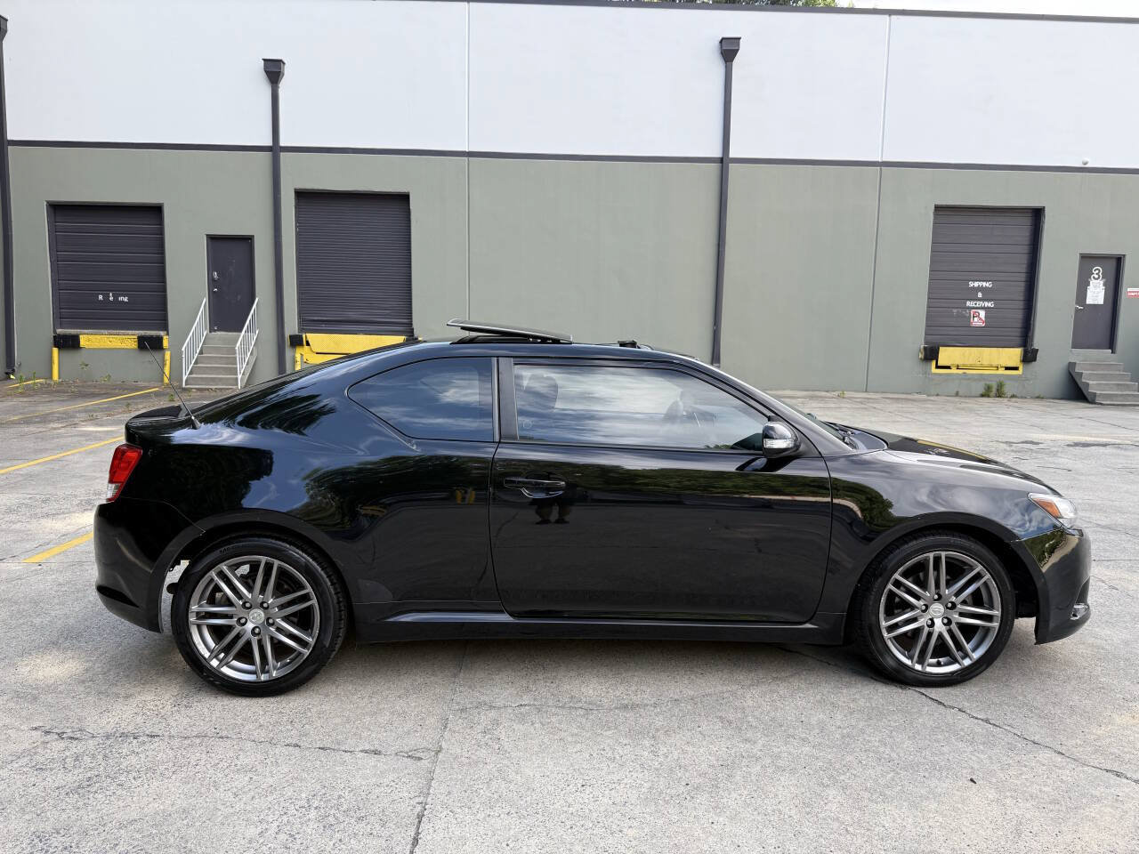 Used 2012 Scion tC FWD image 3