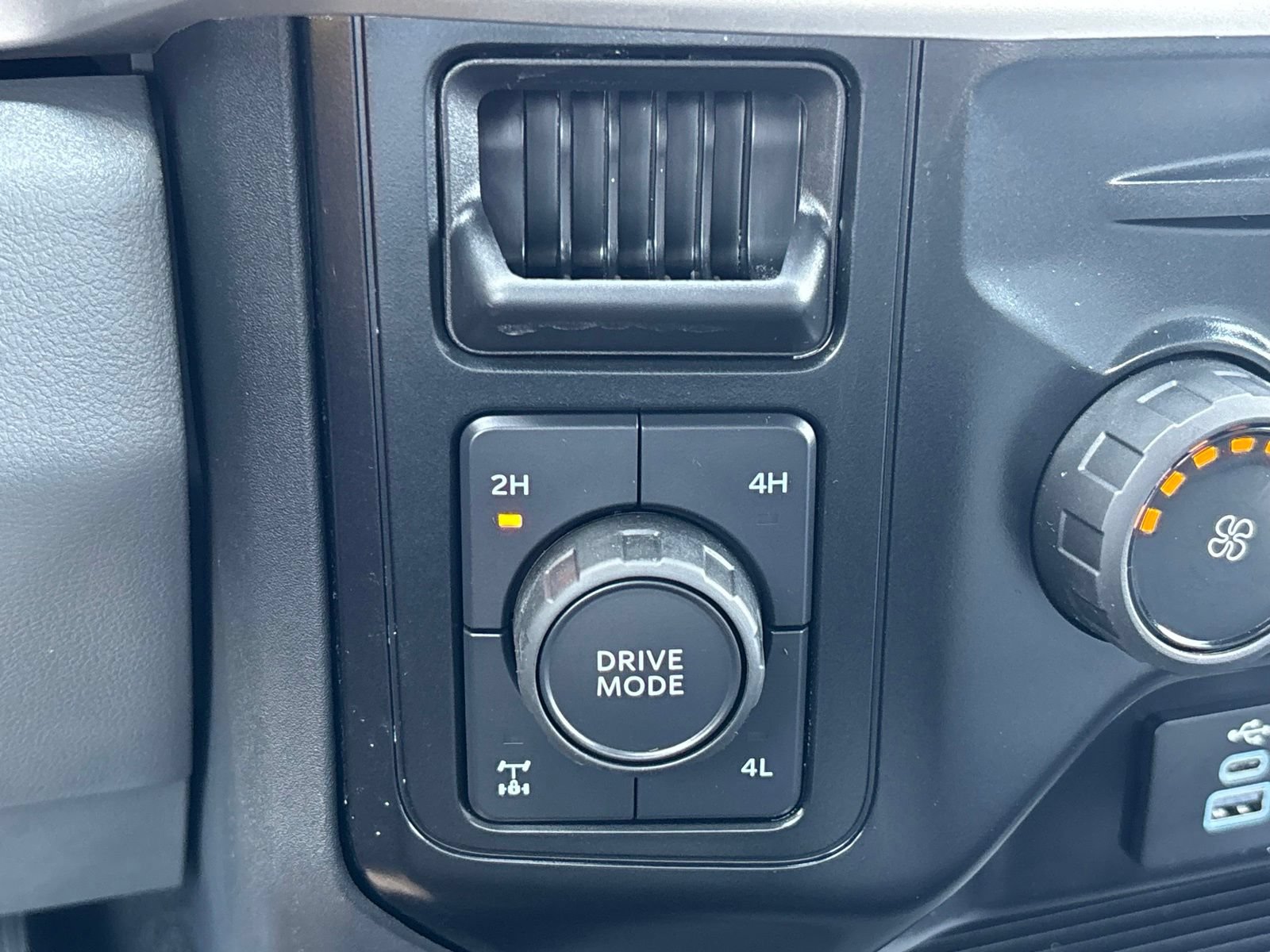 Used 2025 Ford F250 XL AWD/4WD image 20