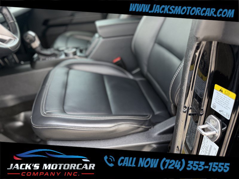 Used 2025 Ford Bronco Outer Banks AWD/4WD image 26