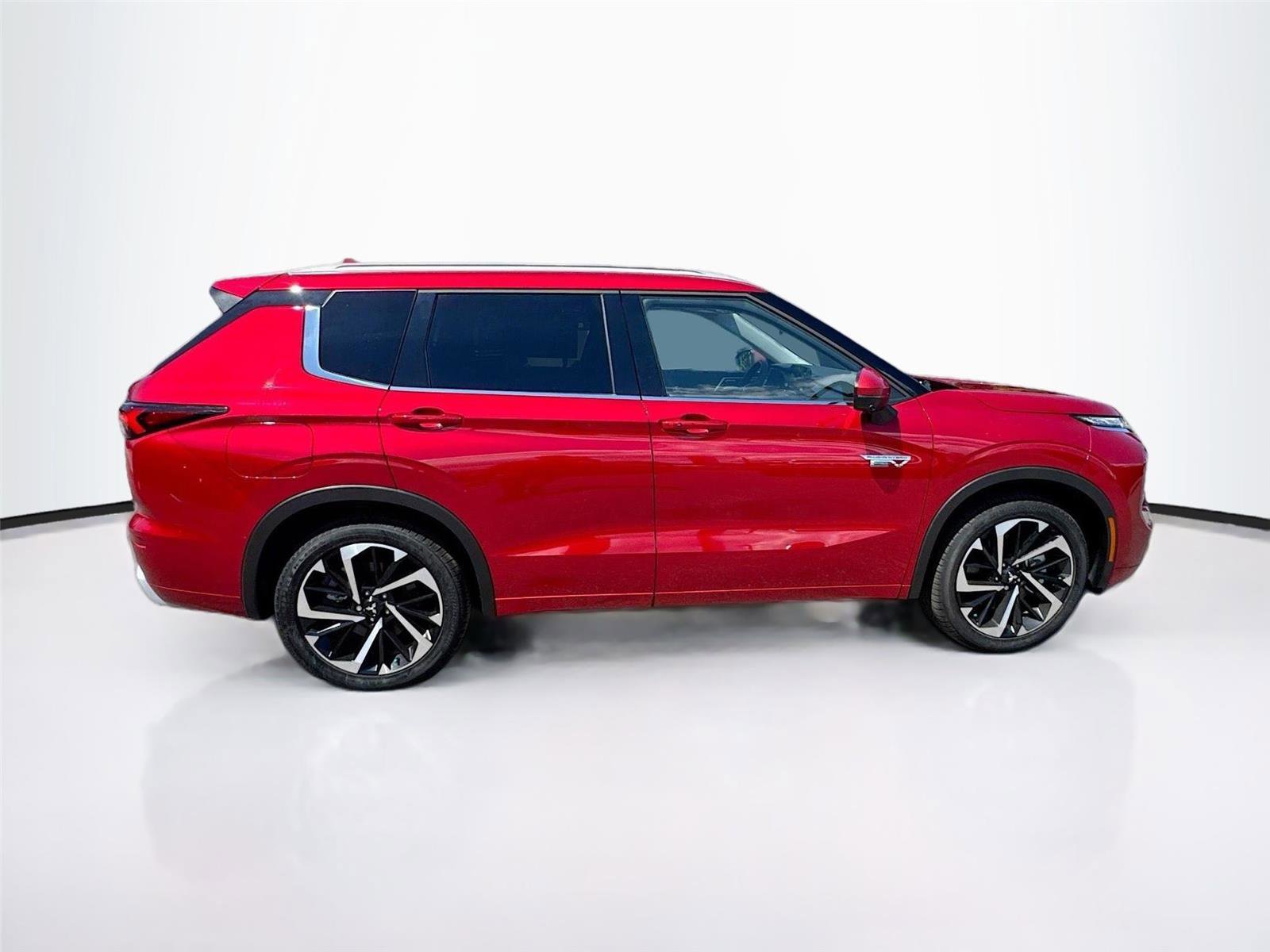 New 2025 Mitsubishi Outlander SEL image 8