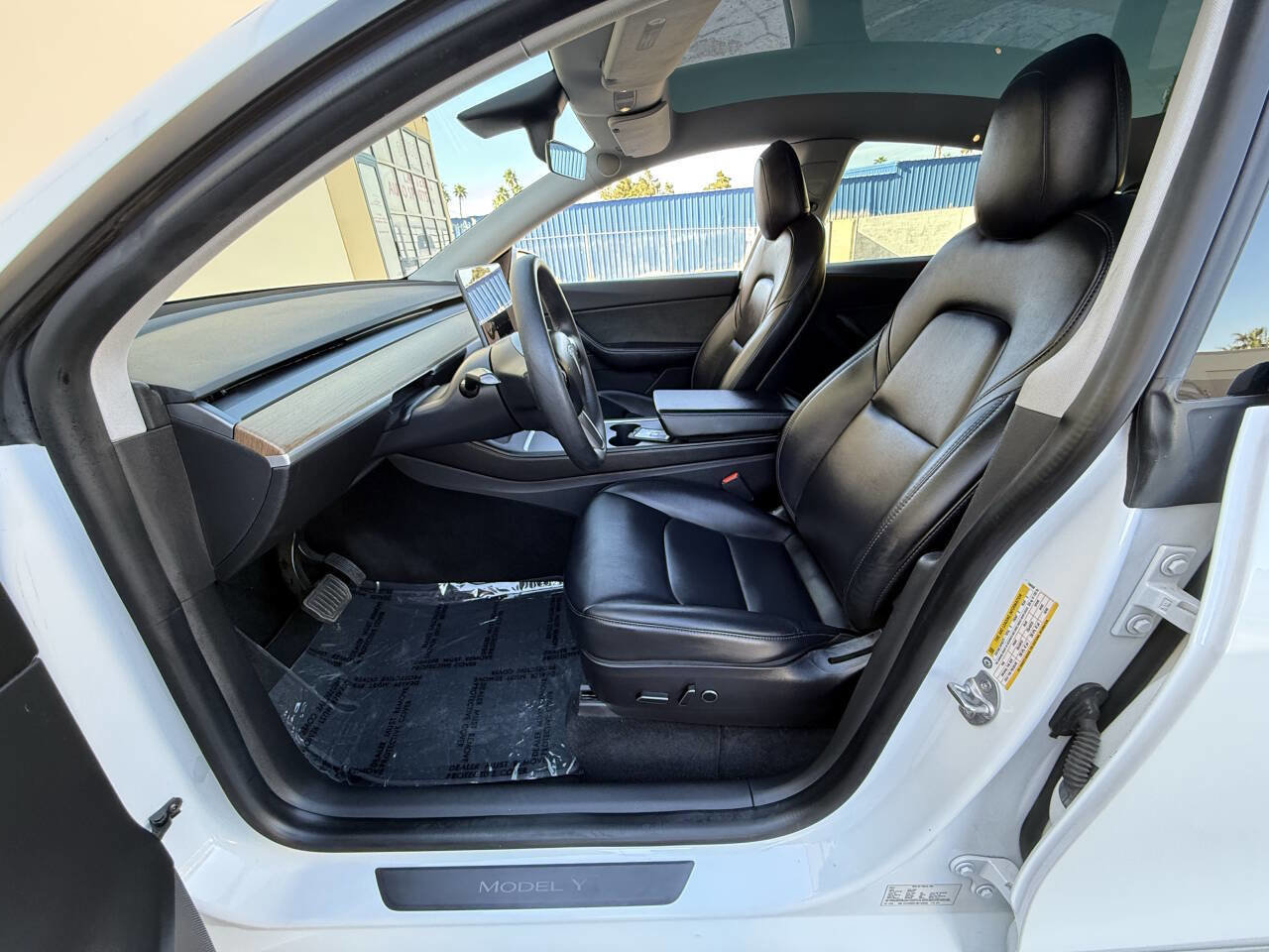 Used 2021 Tesla Model Y Long Range AWD/4WD image 20