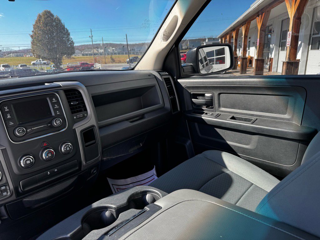 Used 2017 RAM 1500 Express w/ Express Value Package image 17