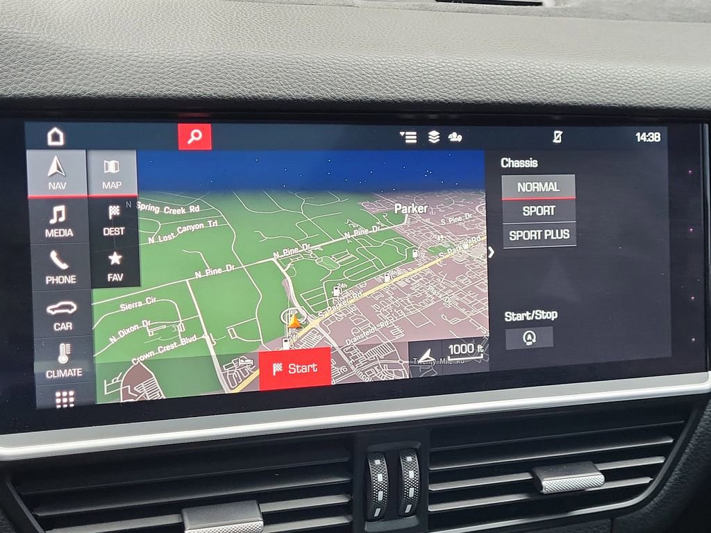 Used 2020 Porsche Cayenne image 25