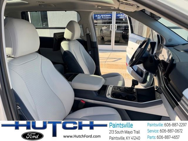 Used 2025 Kia Carnival SX Prestige FWD image 21