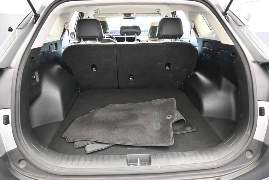 Used 2024 Kia Sportage EX FWD image 36