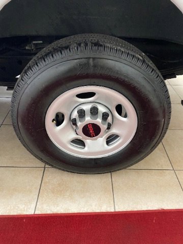 Used 2023 GMC Savana 2500 w/ Driver Convenience Package image 28