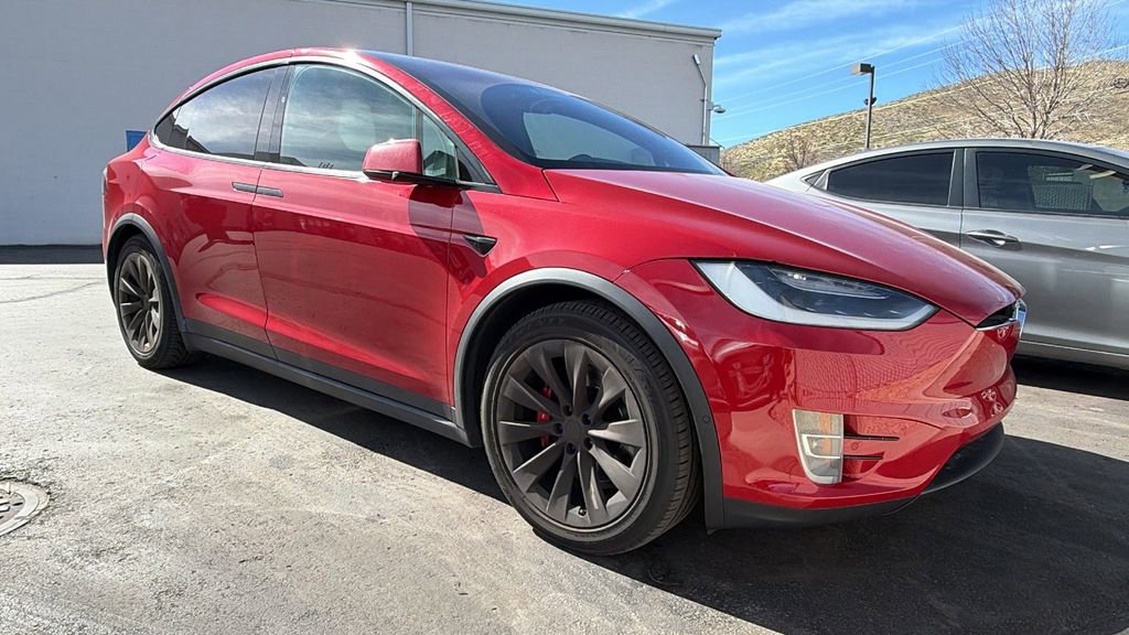Used 2019 Tesla Model X 100D image 1