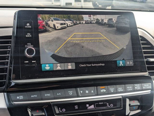 Used 2025 Honda Odyssey Sport-L image 19