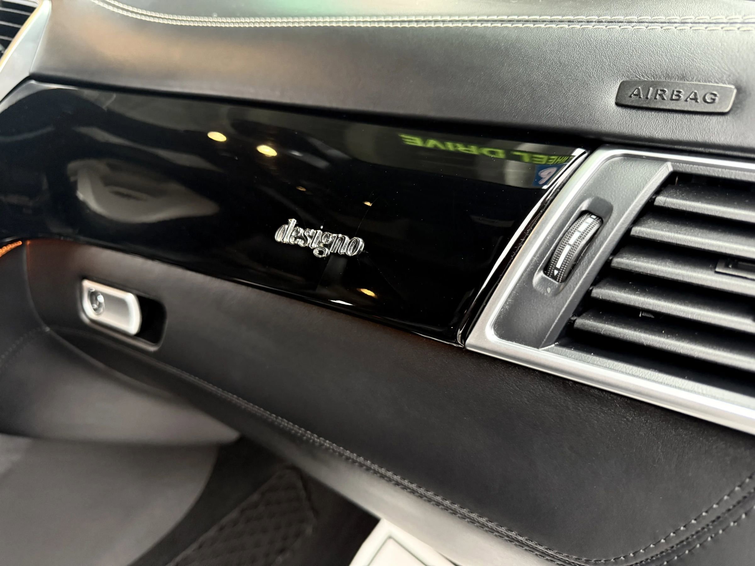 Used 2016 Mercedes-Benz GL 63 AMG 4MATIC image 33