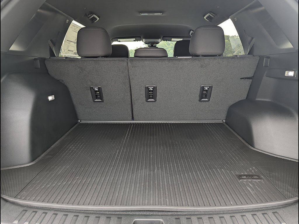 New 2027 GMC Terrain Elevation w/ Black Edition AWD/4WD image 15