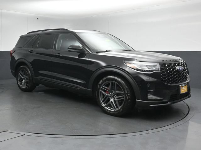 Certified 2025 Ford Explorer ST AWD/4WD image 1