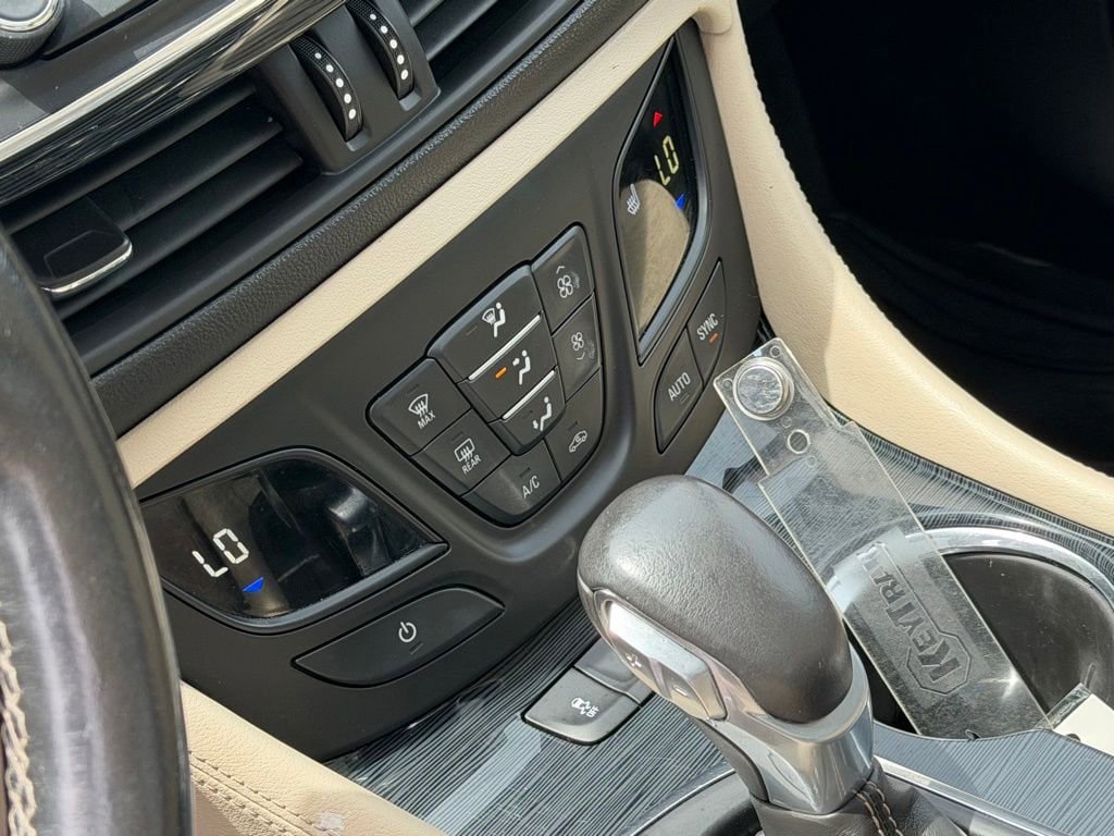 Certified 2017 Buick Envision Premium AWD/4WD image 24