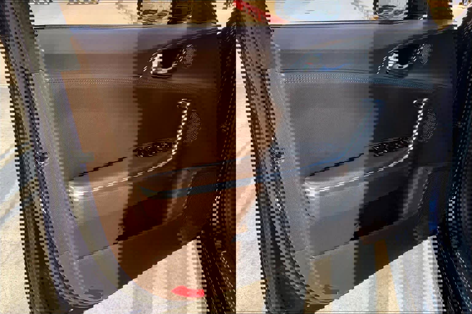 Used 2020 Kia Stinger GT image 25