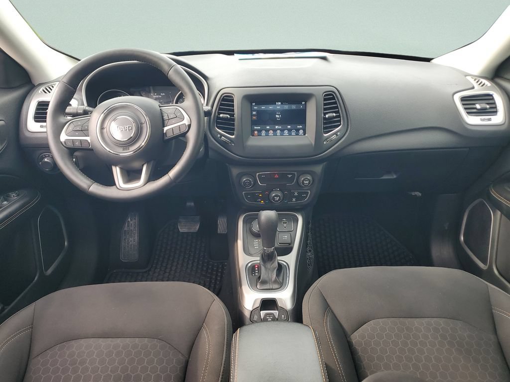 Used 2020 Jeep Compass Sport w/ Cold Weather Group AWD/4WD image 11