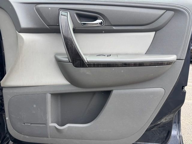 Used 2015 GMC Acadia SLT image 29