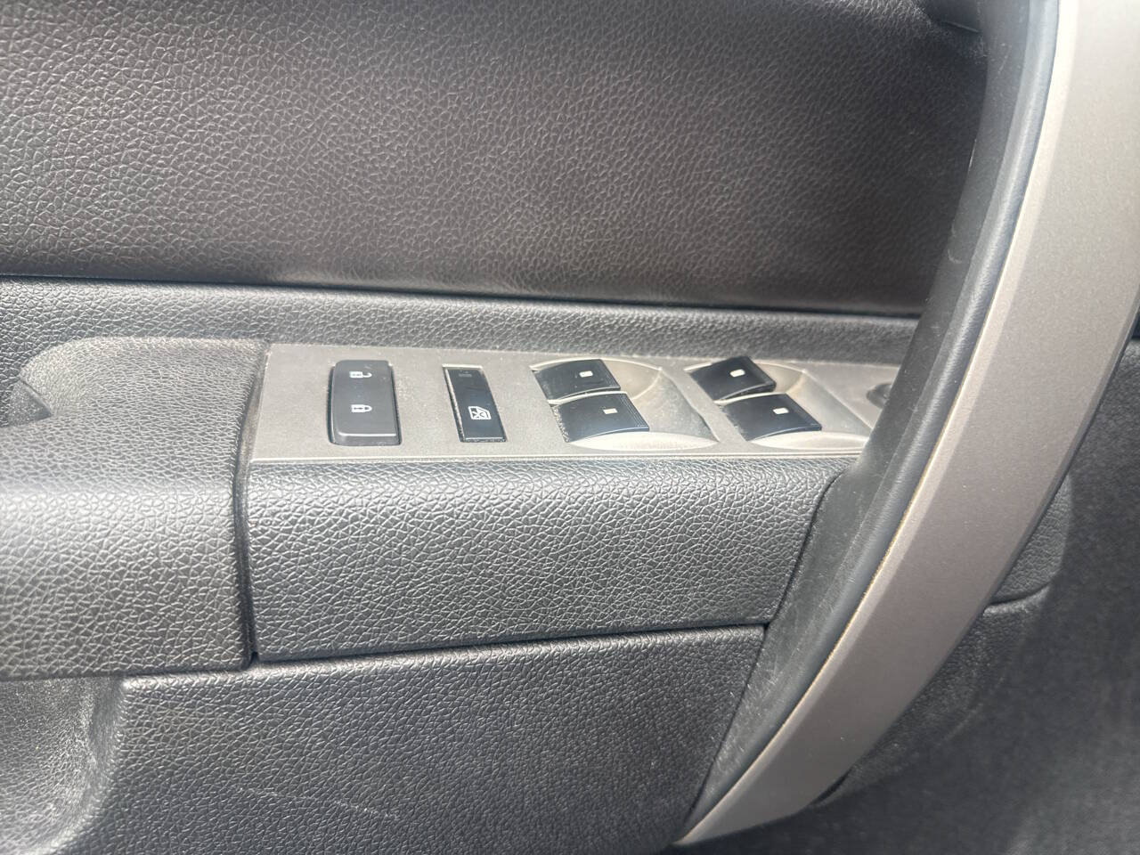 Used 2012 Chevrolet Silverado 2500 LT w/ Interior Plus Package AWD/4WD image 15
