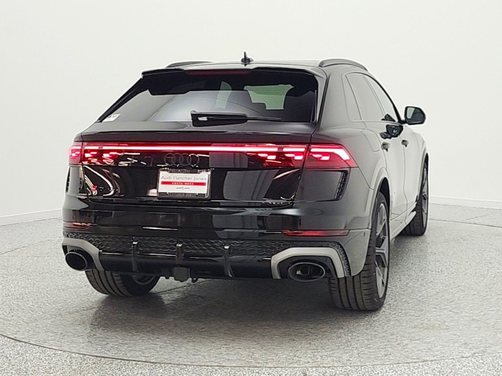 New 2026 Audi RS Q8 performance image 6