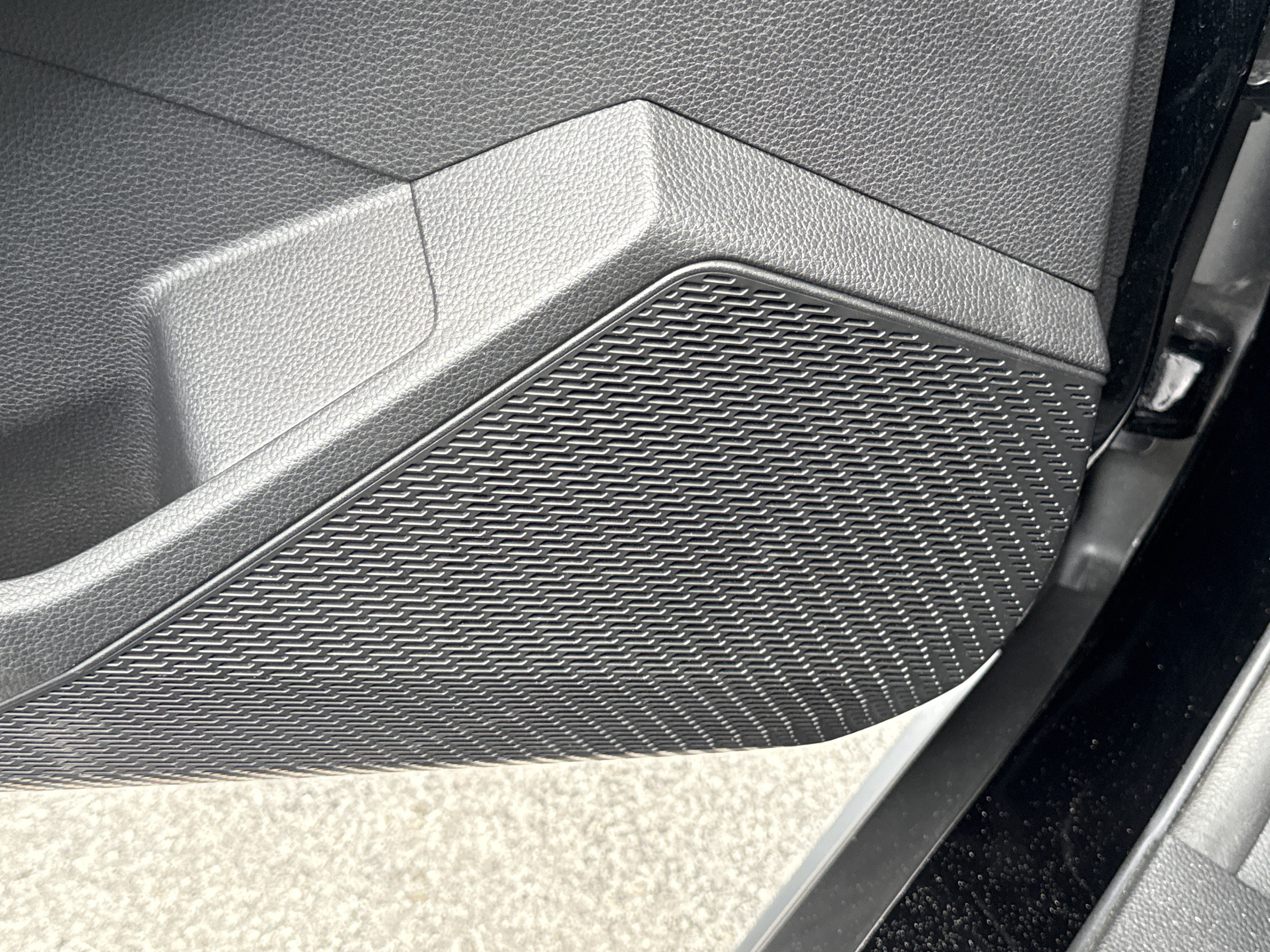 Certified 2023 Honda Accord EX image 25