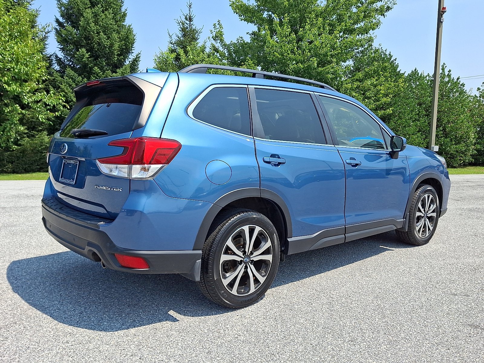 Used 2019 Subaru Forester Limited w/ Popular Package #3 AWD/4WD image 6