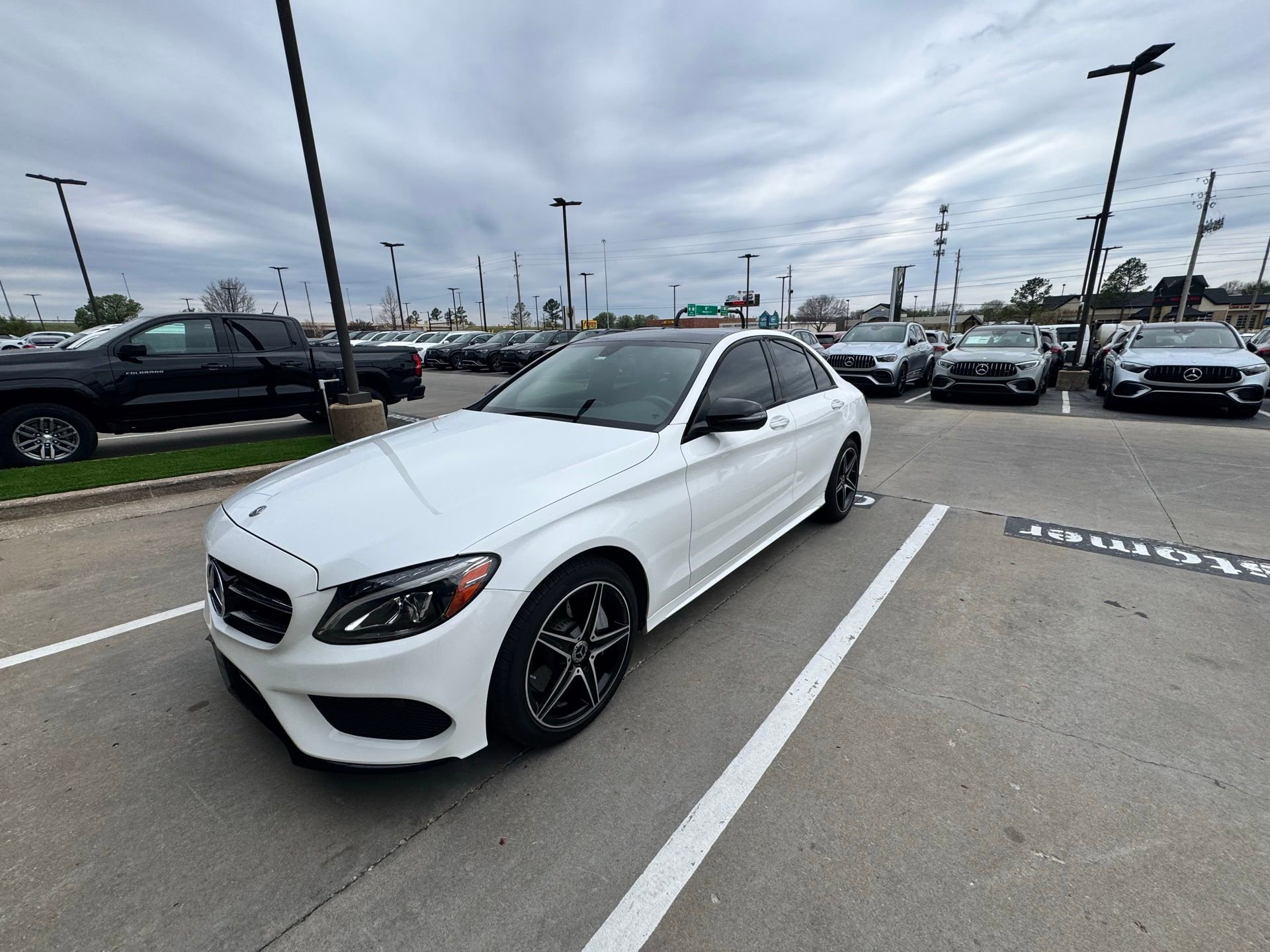 Used 2018 Mercedes-Benz C 300 4MATIC Sedan image 1