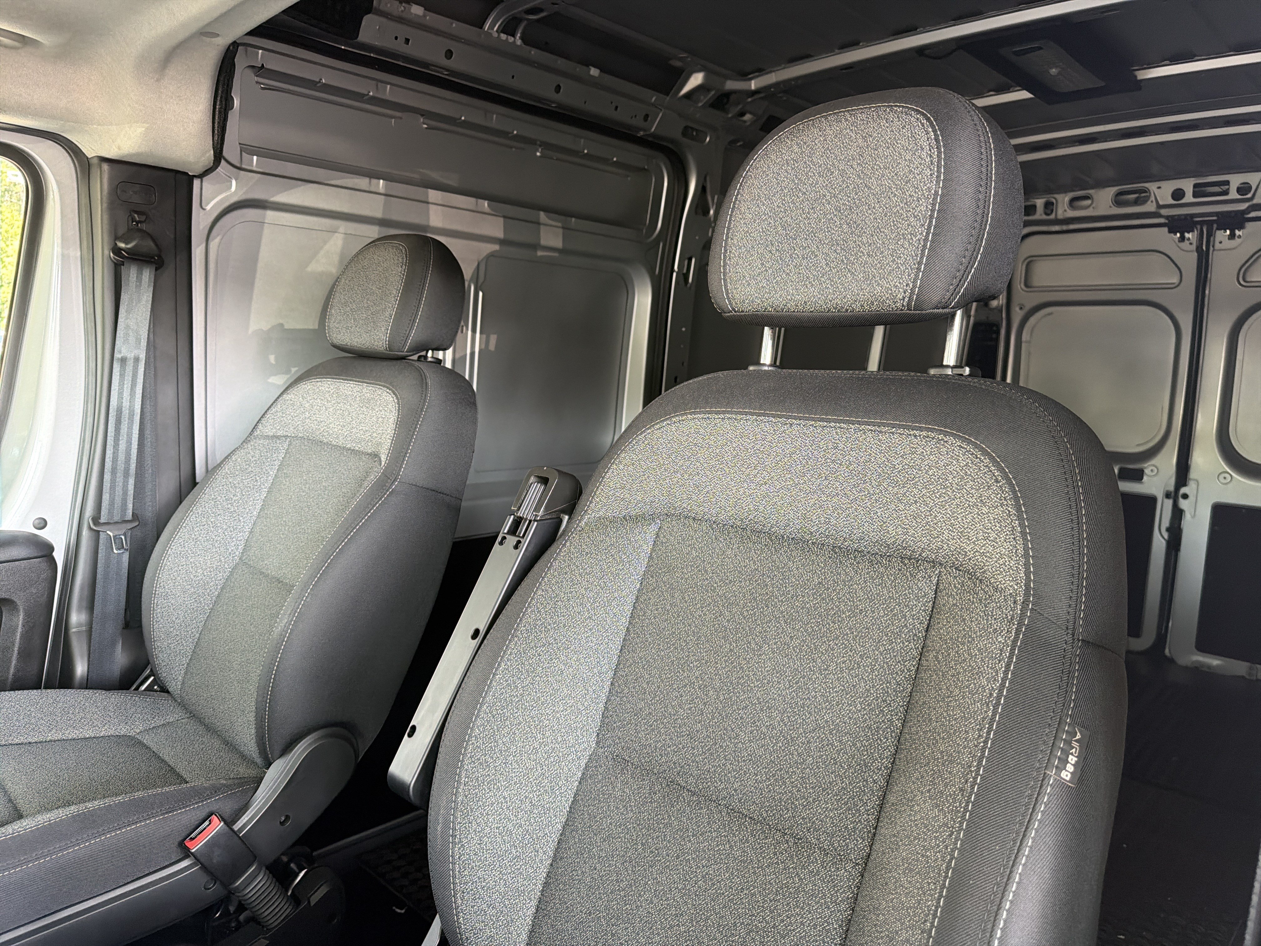 Used 2026 RAM ProMaster 3500 w/ Safety Group FWD image 18