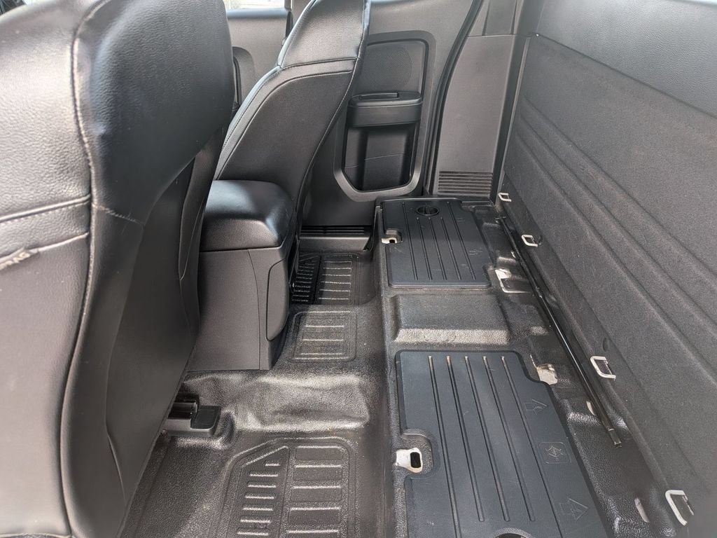 Used 2019 Ford Ranger XL w/ Equipment Group 101A Mid RWD image 32