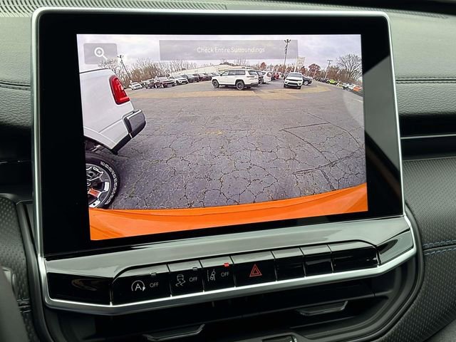 New 2026 Jeep Compass Latitude image 19