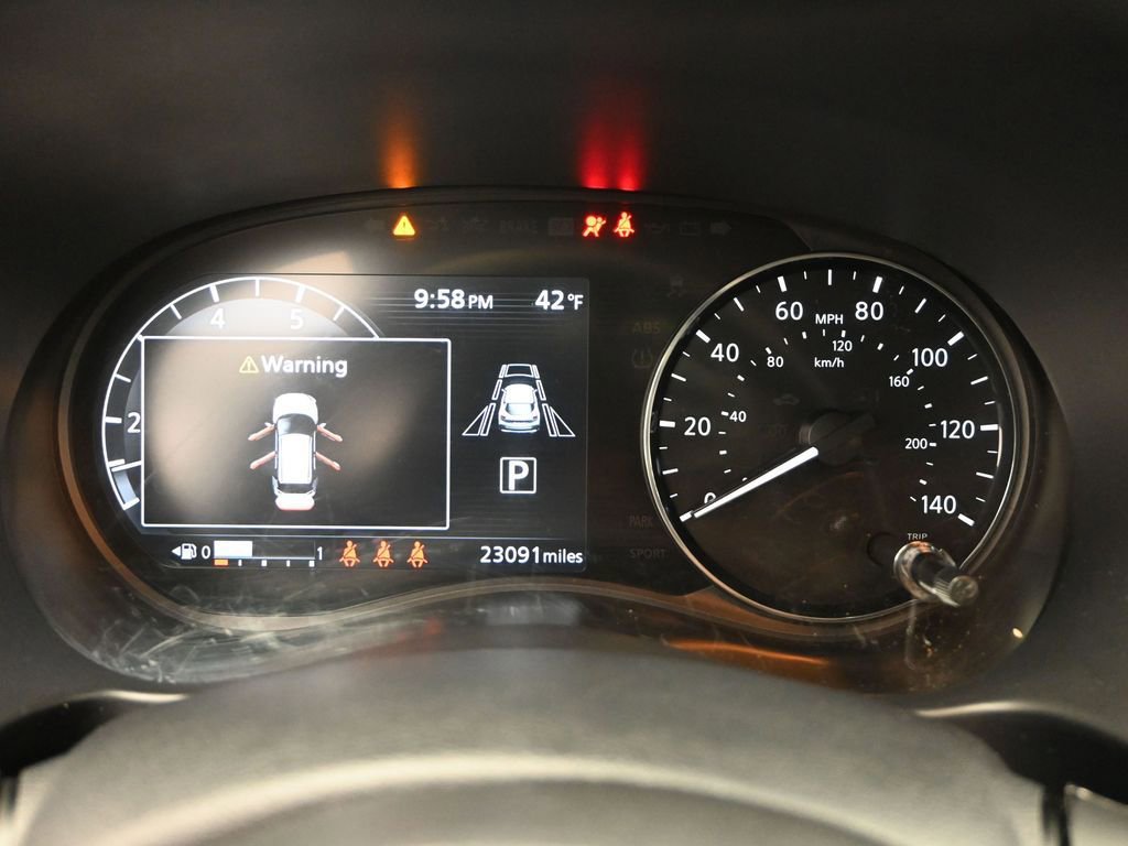 Used 2024 Nissan Kicks SV image 17