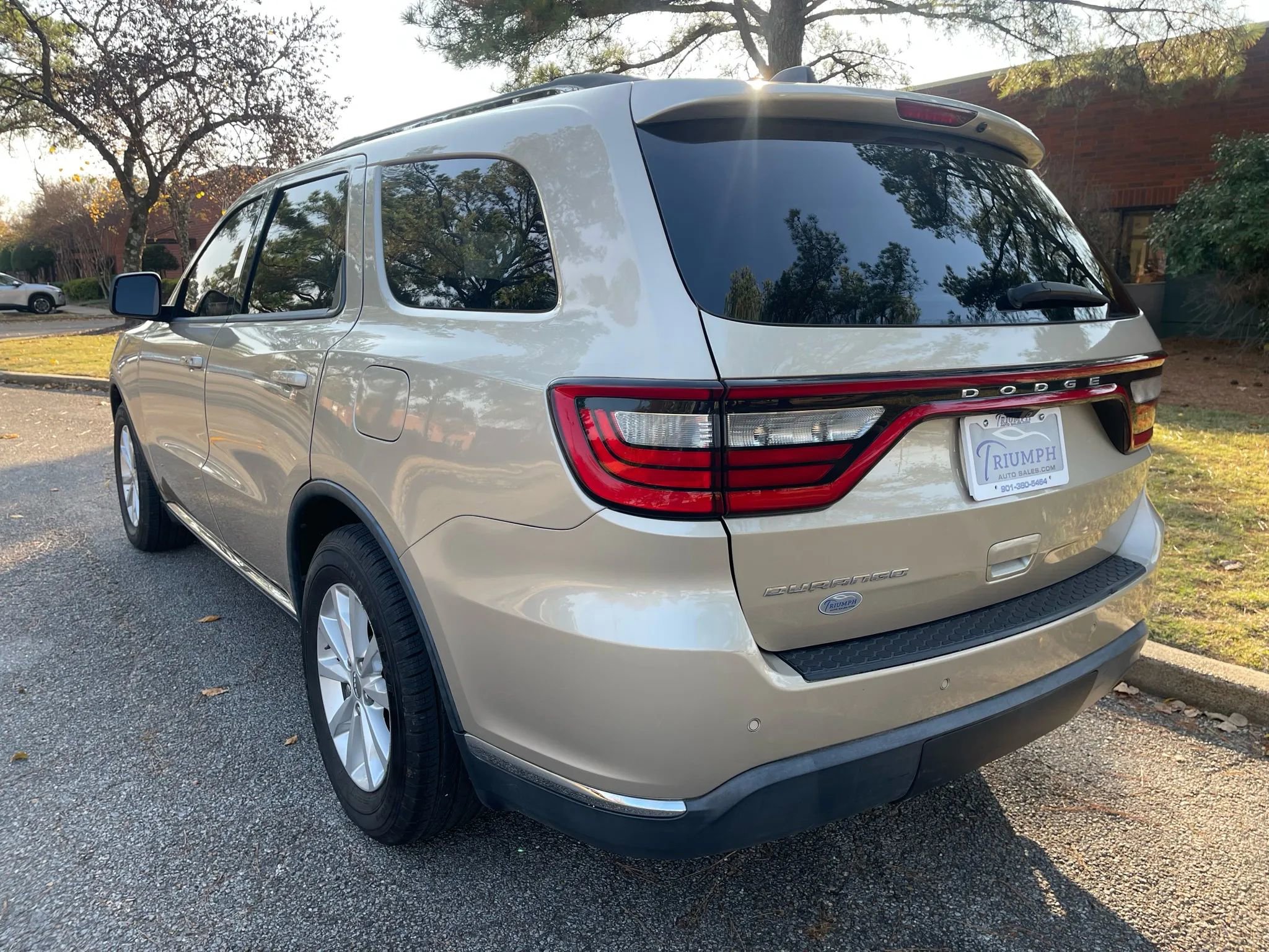 Used 2015 Dodge Durango SXT w/ Quick Order Package 23B image 3