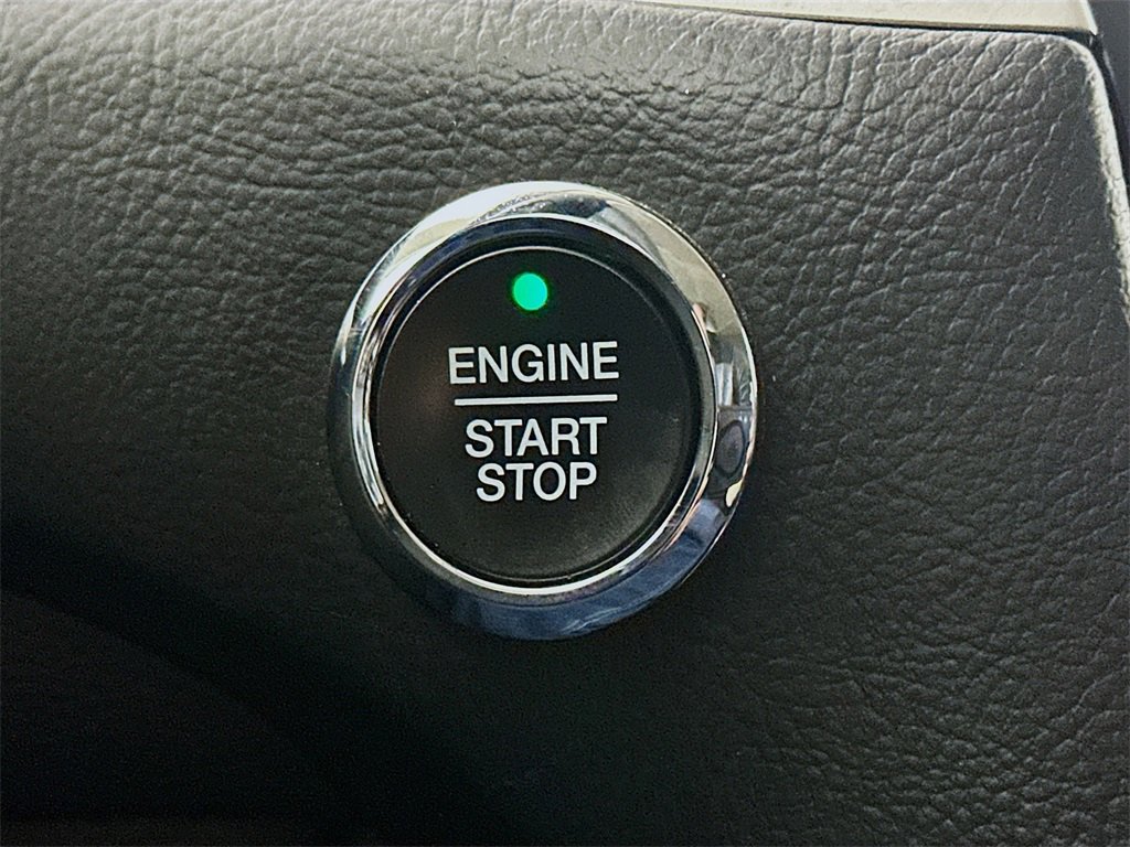 Used 2022 Ford Edge SEL image 27