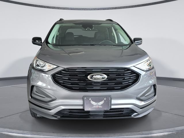 Used 2024 Ford Edge SE w/ Black Appearance Package AWD/4WD image 3