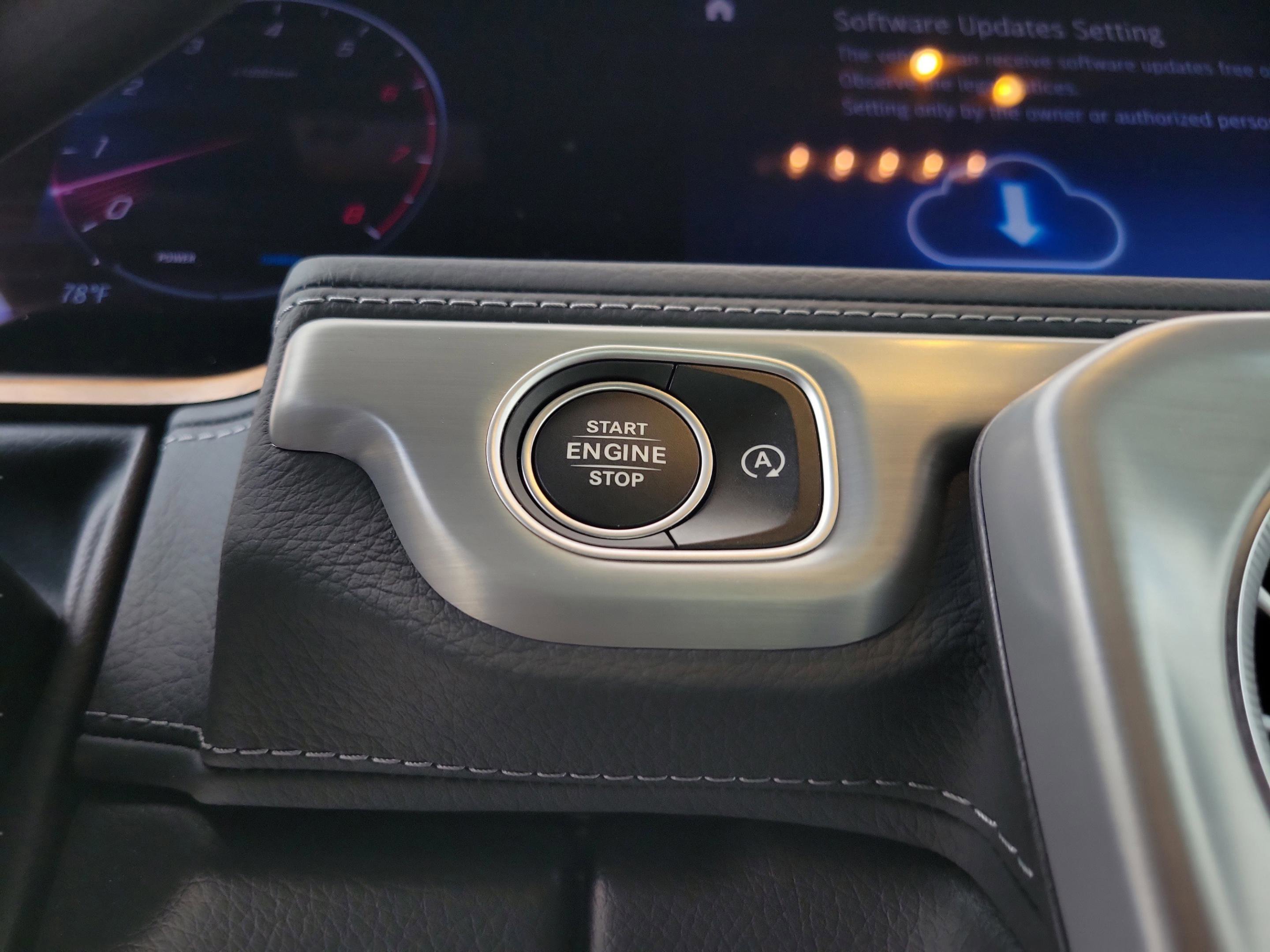 Certified 2025 Mercedes-Benz G 550 image 17