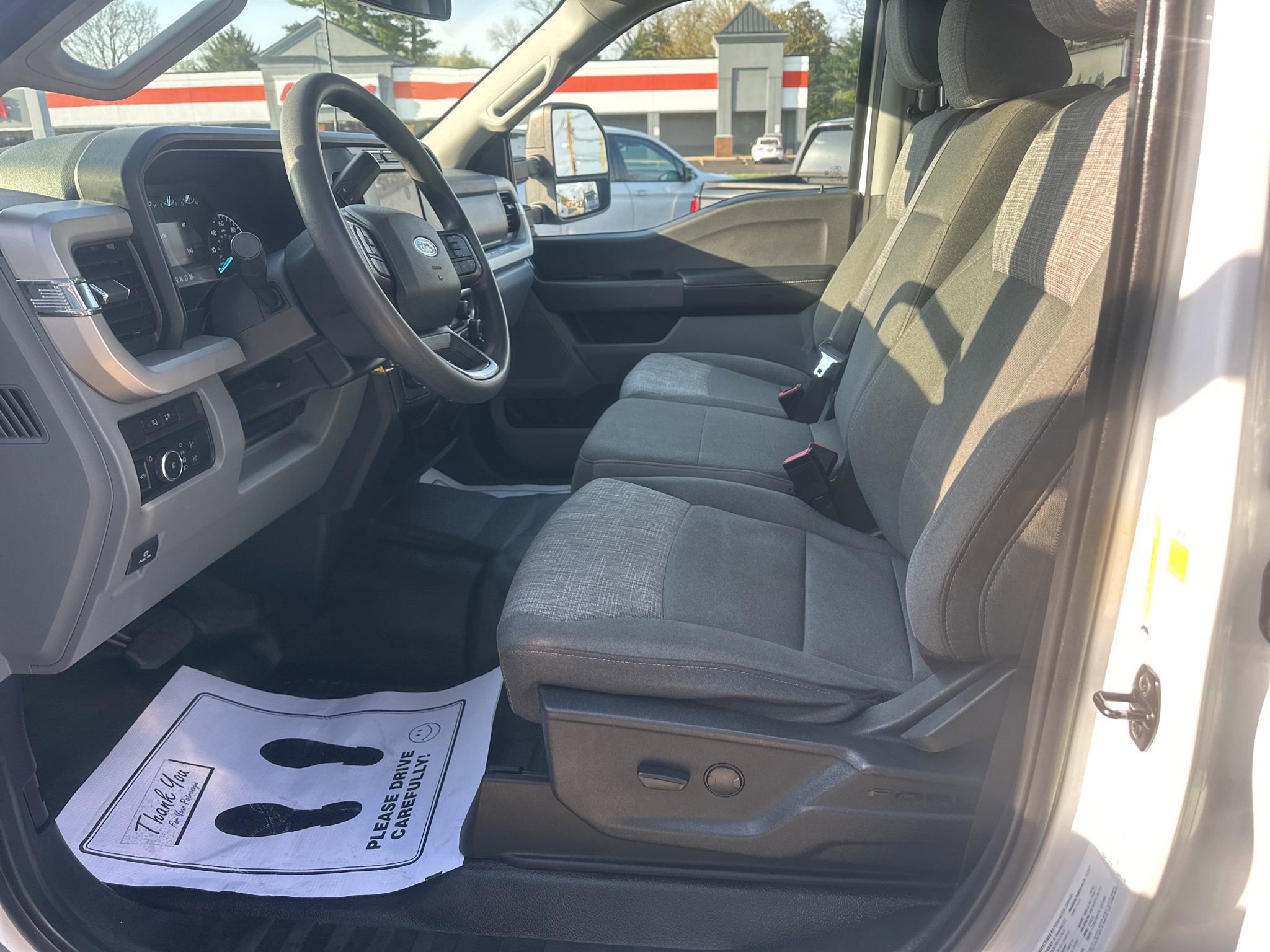 Used 2023 Ford F350 XLT image 19