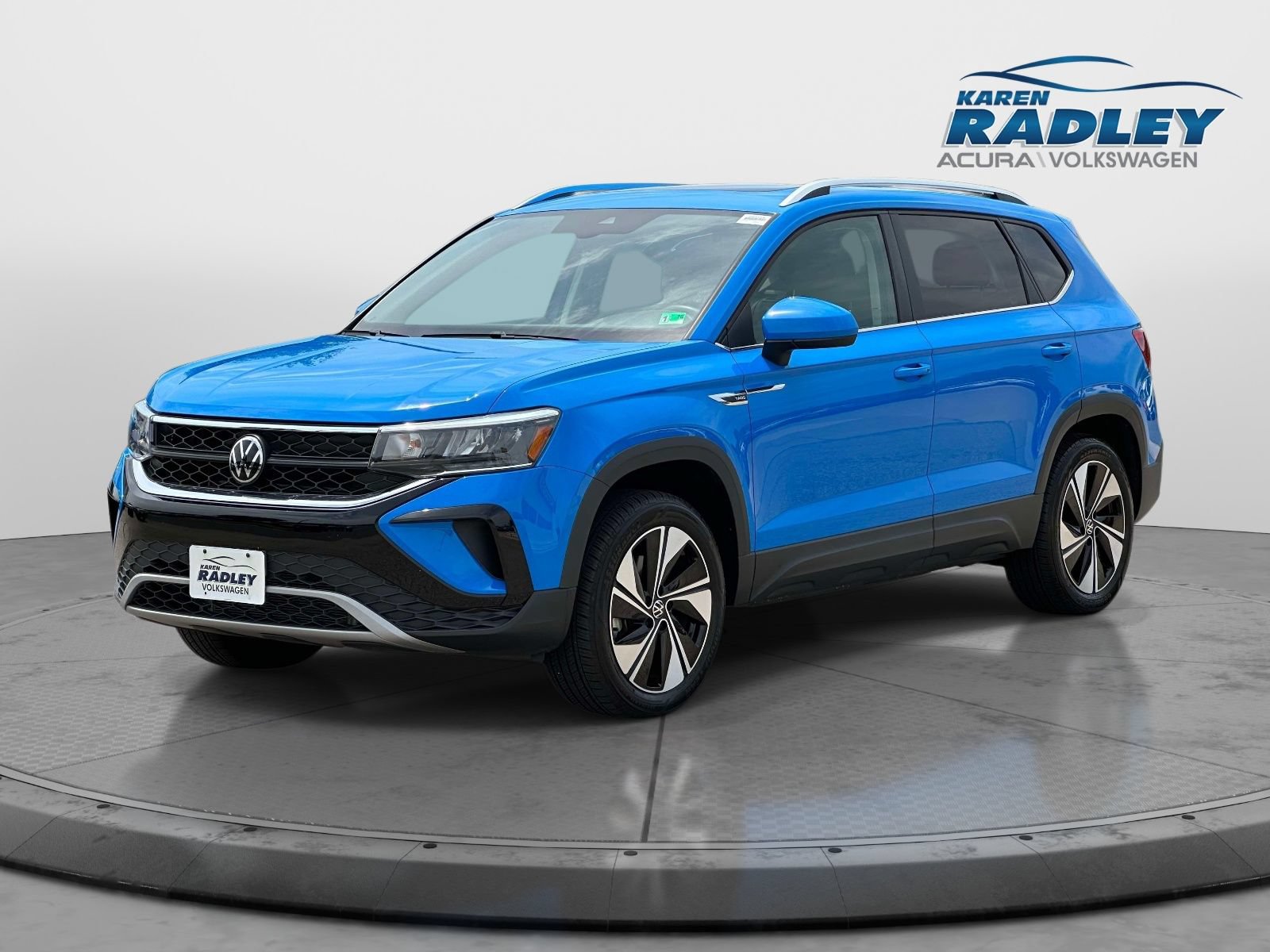 Certified 2024 Volkswagen Taos SE AWD/4WD image 5