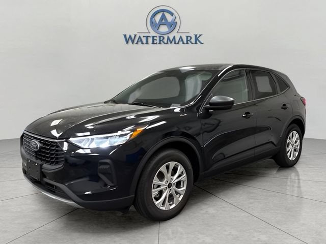 New 2026 Ford Escape Active w/ Cold Weather Package