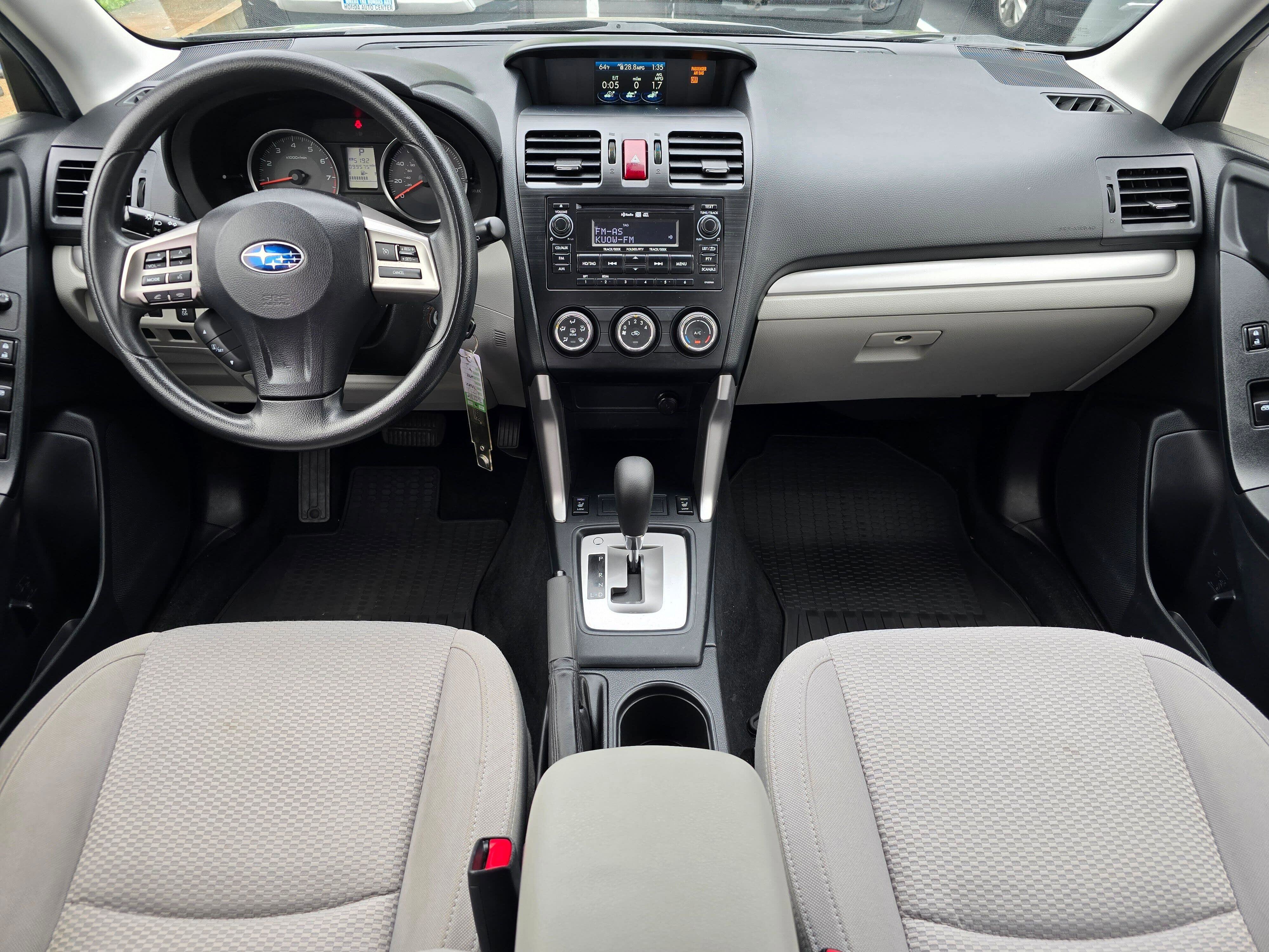 Used 2015 Subaru Forester 2.5i Premium w/ All-Weather Package AWD/4WD image 18