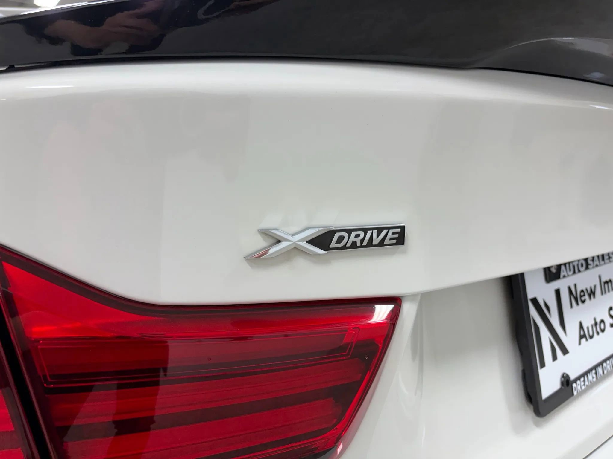 Used 2019 BMW 430i xDrive Coupe w/ M Sport Package image 17