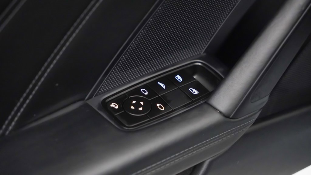 Certified 2025 Porsche 911 Carrera image 18