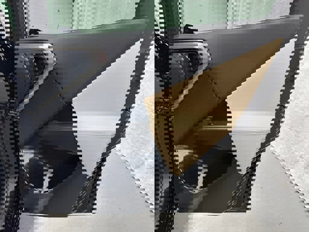 Used 2025 BMW X3 xDrive30i w/ M Sport Package image 47