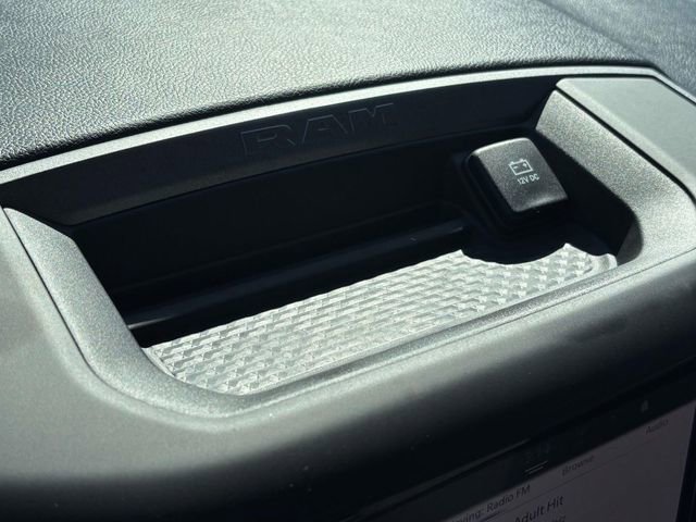 New 2026 RAM 1500 Express AWD/4WD image 19