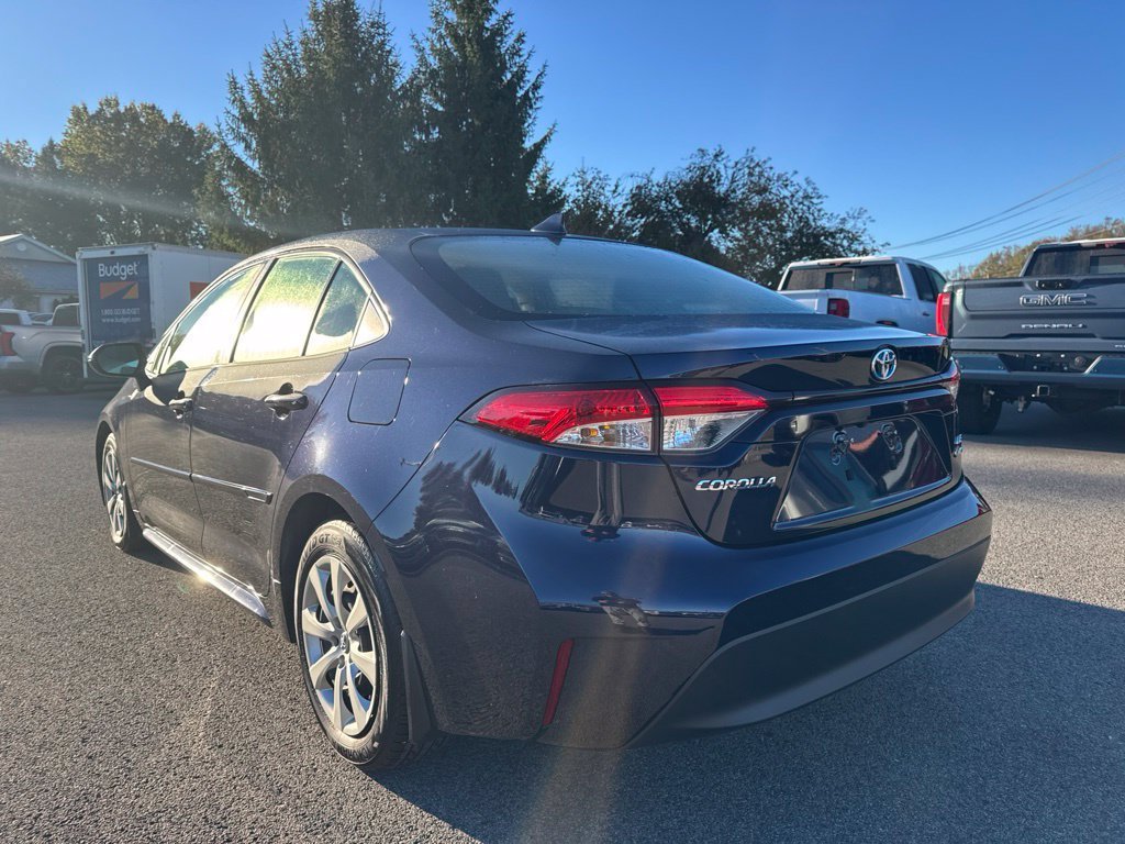 Used 2018 Toyota Corolla SE FWD image 4