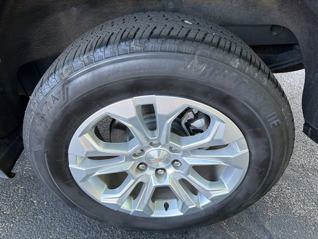 Used 2024 Chevrolet Silverado 1500 LTZ w/ LTZ Convenience Package II image 19