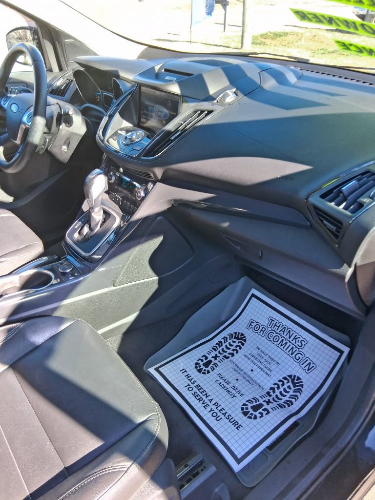 Used 2014 Ford Escape Titanium w/ Equipment Group 401A image 9