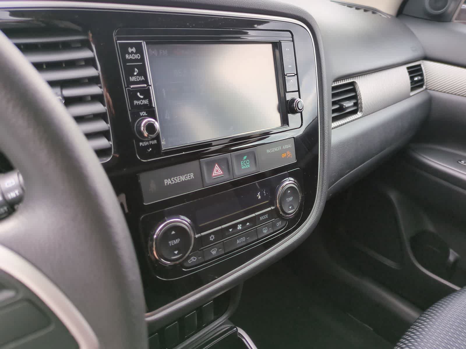 Used 2018 Mitsubishi Outlander ES AWD/4WD image 27