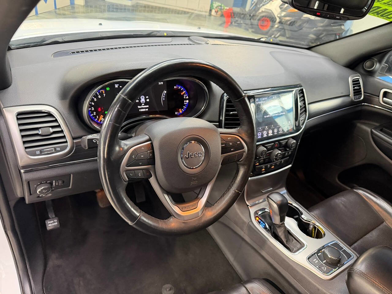 Used 2019 Jeep Grand Cherokee Limited w/ Luxury Group II AWD/4WD image 24