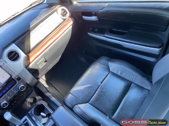 Used 2020 Toyota Tundra Limited w/ Limited Premium Package AWD/4WD image 18
