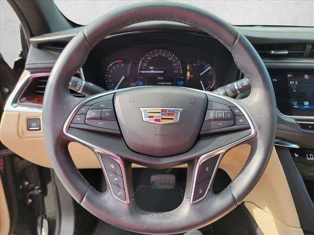 Used 2017 Cadillac XT5 Luxury w/ Driver Awareness Package FWD image 20