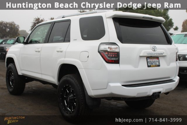 Used 2018 Toyota 4Runner SR5 image 4